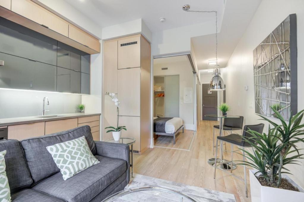 Appartement Metropolis Loft - Cn Tower à Toronto Extérieur photo