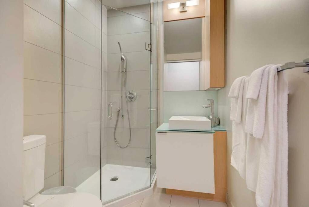 Appartement Metropolis Loft - Cn Tower à Toronto Extérieur photo